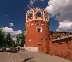 Юго-Западная башня Донского монастыря в Москве